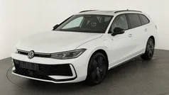 Gebraucht 2025 VW Passat R-line Kombi | 53.695 € (Superpreis)