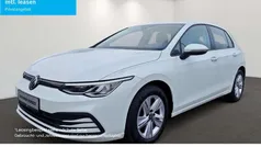 Gebraucht 2022 VW Golf VIII Life Limousine | 19.350 € (Fairer Preis)