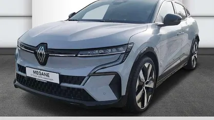 Gebraucht 2024 Renault Mégane Techno Limousine | 33.495 € (Fairer Preis)