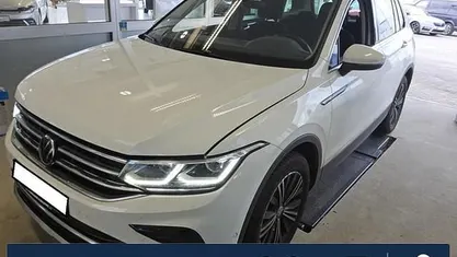 Gebraucht VW Tiguan Elegance 190 PS (139 kW) 2023 SUV