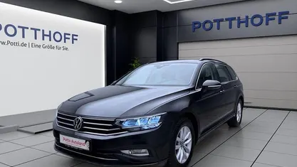 Gebraucht VW Passat Business 122 PS (89 kW) 2022 Kombi