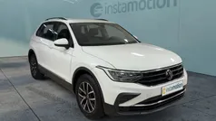 Weiß Gebraucht 2022 VW Tiguan Life SUV | 29.006 € (Fairer Preis)