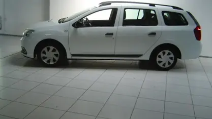 Gebraucht Dacia Logan MCV Essentiel 73 PS (53 kW) 2019 Arktisweiß Kombi