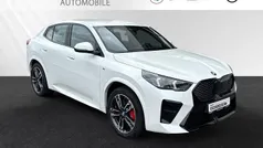 Alpinweiss Gebraucht 2024 BMW iX2 M Sport SUV | 42.900 € (Superpreis)