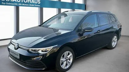 Gebraucht VW Golf VIII Life 131 PS (96 kW) 2023 Kombi