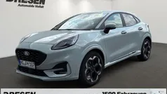 Cactus grey (pn4jc) Gebraucht 2025 Ford Puma Gen-E ST-Line X Limousine | 24.850 € (Fairer Preis)