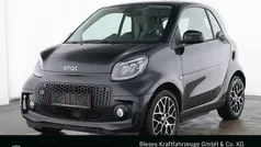 Schwarz Gebraucht 2023 Smart ForTwo Electric Drive Prime Exclusive Coupé | 17.500 € (Fairer Preis)