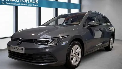 Gebraucht 2023 VW Golf VIII Life Kombi | 23.650 € (Guter Preis)