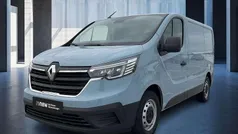 Blau Gebraucht 2023 Renault Trafic Komfort Van | 27.490 € (Fairer Preis)