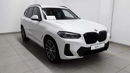 Alpinweiß Gebraucht 2024 BMW X3 Performance SUV | 40.990 € (Superpreis)