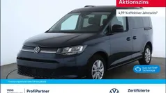 Blau Gebraucht 2024 VW Caddy Life Van / Kleinbus | 35.580 € (Fairer Preis)