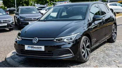 Gebraucht VW Golf VIII Style 131 PS (96 kW) 2024 Schwarz Limousine