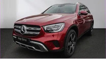 Gebraucht Mercedes GLC300e Exclusive 306 PS (225 kW) 2022 Rot SUV