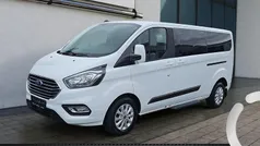 Weiß Gebraucht 2022 Ford Tourneo Trend Van / Kleinbus | 34.949 € (Fairer Preis)