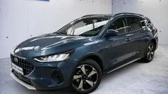 Chrome blue metallic Gebraucht 2024 Ford Focus Active X Kombi | 26.990 € (Guter Preis)