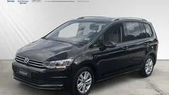 Schwarz Gebraucht 2024 VW Touran Comfortline Van / Kleinbus | 33.490 € (Fairer Preis)