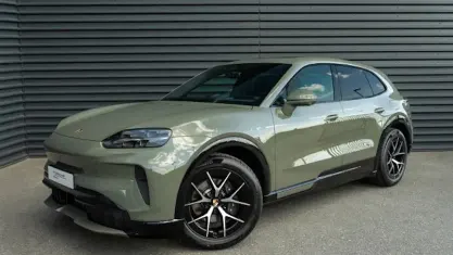 Gebraucht Porsche Cayenne Coupe Electric 325 kW (442 PS) 2026 Grün SUV