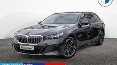 Sophistograu Gebraucht 2024 BMW 520 M Sport Kombi | 54.900 € (Guter Preis)