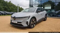 Grau Gebraucht 2022 Renault Mégane Equilibre Limousine | 20.490 € (Fairer Preis)