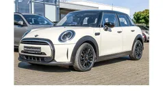 Weiß Gebraucht 2022 Mini Cooper Kleinwagen | 23.940 € (Fairer Preis)