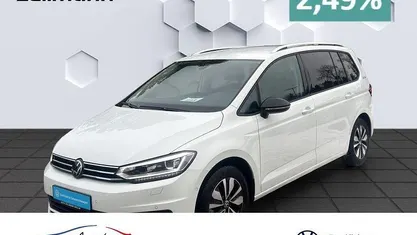 Gebraucht VW Touran Comfortline 150 PS (110 kW) 2025 Weiss Van / Kleinbus