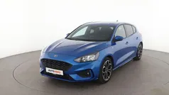 Blau Gebraucht 2020 Ford Focus ST-Line Limousine | 17.350 € (Fairer Preis)