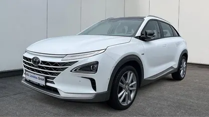 Gebraucht Hyundai Nexo Premium 163 PS (119 kW) 2022 White cream SUV