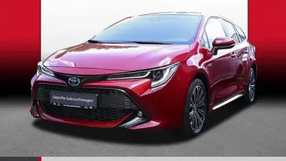 Gebraucht Toyota Corolla Team 122 PS (89 kW) 2020 Karminarot metallic Kombi