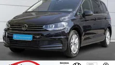 Gebraucht 2024 VW Touran Comfortline Van / Kleinbus | 31.790 € (Fairer Preis)