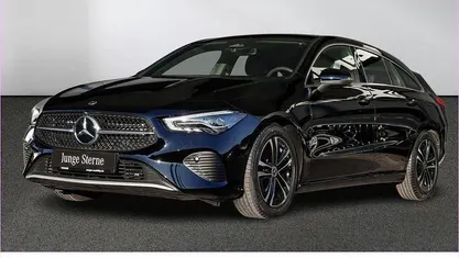 Gebraucht Mercedes CLA180 Shooting Brake 136 PS (100 kW) 2024 Unilack nachtschwarz Kombi