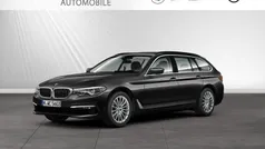 Grau Gebraucht 2020 BMW 520 Kombi | 28.995 € (Guter Preis)