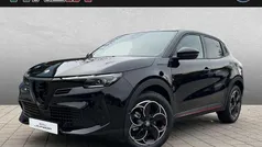 Gebraucht 2024 Alfa Romeo Junior Edizione Speciale Limousine | 36.999 € (Superpreis)