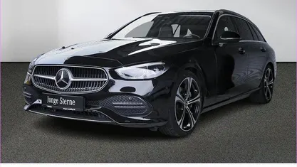 Gebraucht Mercedes C300 Avantgarde 265 PS (194 kW) 2022 Schwarz Limousine