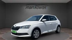 Weiß Gebraucht 2021 Skoda Fabia Ambition Limousine | 10.907 € (Fairer Preis)