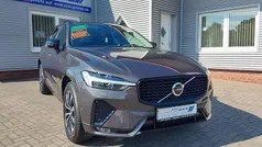Grau Gebraucht 2023 Volvo XC60 Plus SUV | 44.490 € (Fairer Preis)