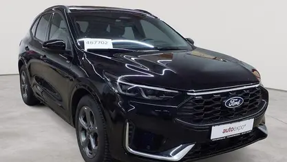 Gebraucht Ford Kuga ST-Line X 152 PS (111 kW) 2024 SUV