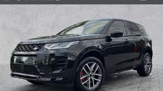 Santoriniblack metallic Gebraucht 2024 Land Rover Discovery Sport SE Dynamic SUV | 53.385 € (Fairer Preis)