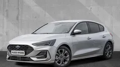 Silber Gebraucht 2024 Ford Focus ST-Line X Limousine | 25.600 € (Guter Preis)
