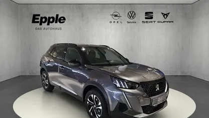 Gebraucht Peugeot 2008 GT 131 PS (96 kW) 2023 Grau SUV