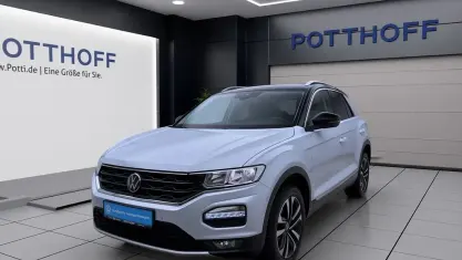 Gebraucht VW T-Roc United 150 PS (110 kW) 2020 White silver metallic SUV