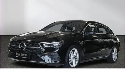 Gebraucht Mercedes CLA180 Shooting Brake Progressive 136 PS (100 kW) 2024 Unilack nachtschwarz Kombi