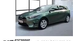Gruen Neu 2025 Kia Ceed Comfort Limousine | 26.889 € (Fairer Preis)