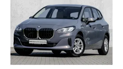 Gebraucht BMW 216 Sport Line 122 PS (89 kW) 2023 Sparkling kupfergrau Coupé