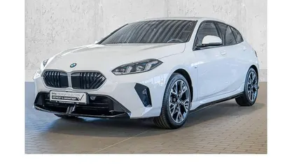 Gebraucht BMW 120 M Sport 163 PS (119 kW) 2025 Weiß Kleinwagen