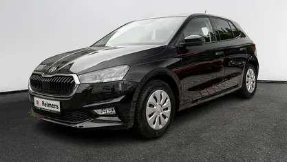 Gebraucht 2024 Skoda Fabia Selection Kleinwagen | 16.490 € (Fairer Preis)