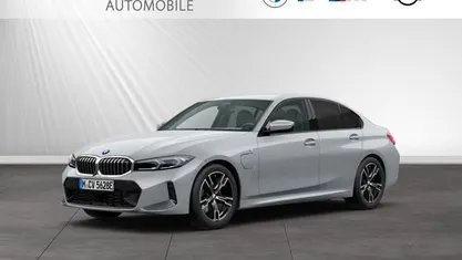 Gebraucht BMW 330e M Sport 292 PS (214 kW) 2025 Limousine