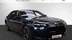 Carbonschwarz metallic Gebraucht 2023 BMW 740 M Sport Limousine | 95.990 € (Guter Preis)