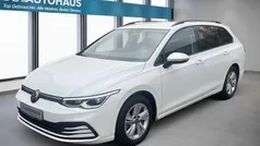 Gebraucht 2024 VW Golf VIII Life Kombi | 25.760 € (Fairer Preis)