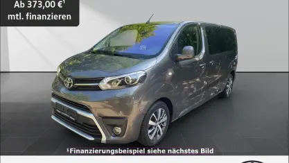 Gebraucht Toyota Proace Verso Team 177 PS (130 kW) 2021 Grau Kombi