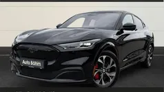 Schwarz(metallic) Gebraucht 2021 Ford Mustang Mach-E SUV | 35.430 € (Fairer Preis)